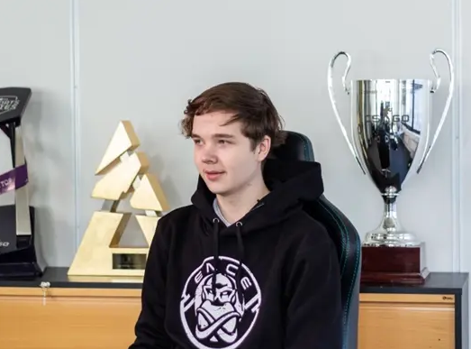 天钡EG01 OCuLink显卡坞正式上市，配迷你主机支架仅售474元