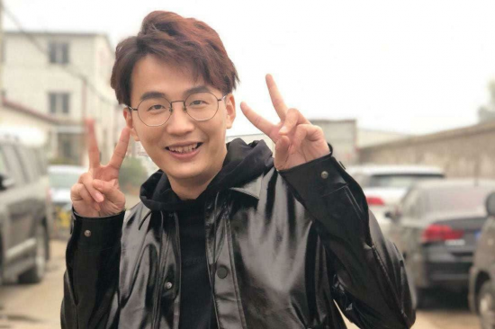 2025英雄联盟总决赛BLG夺冠 Knight续写五连冠传奇